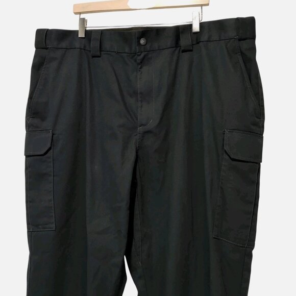 5.11 Tactical Series Black Cargo Pants Men's Size 48 x 31 - Picture 3 of 10